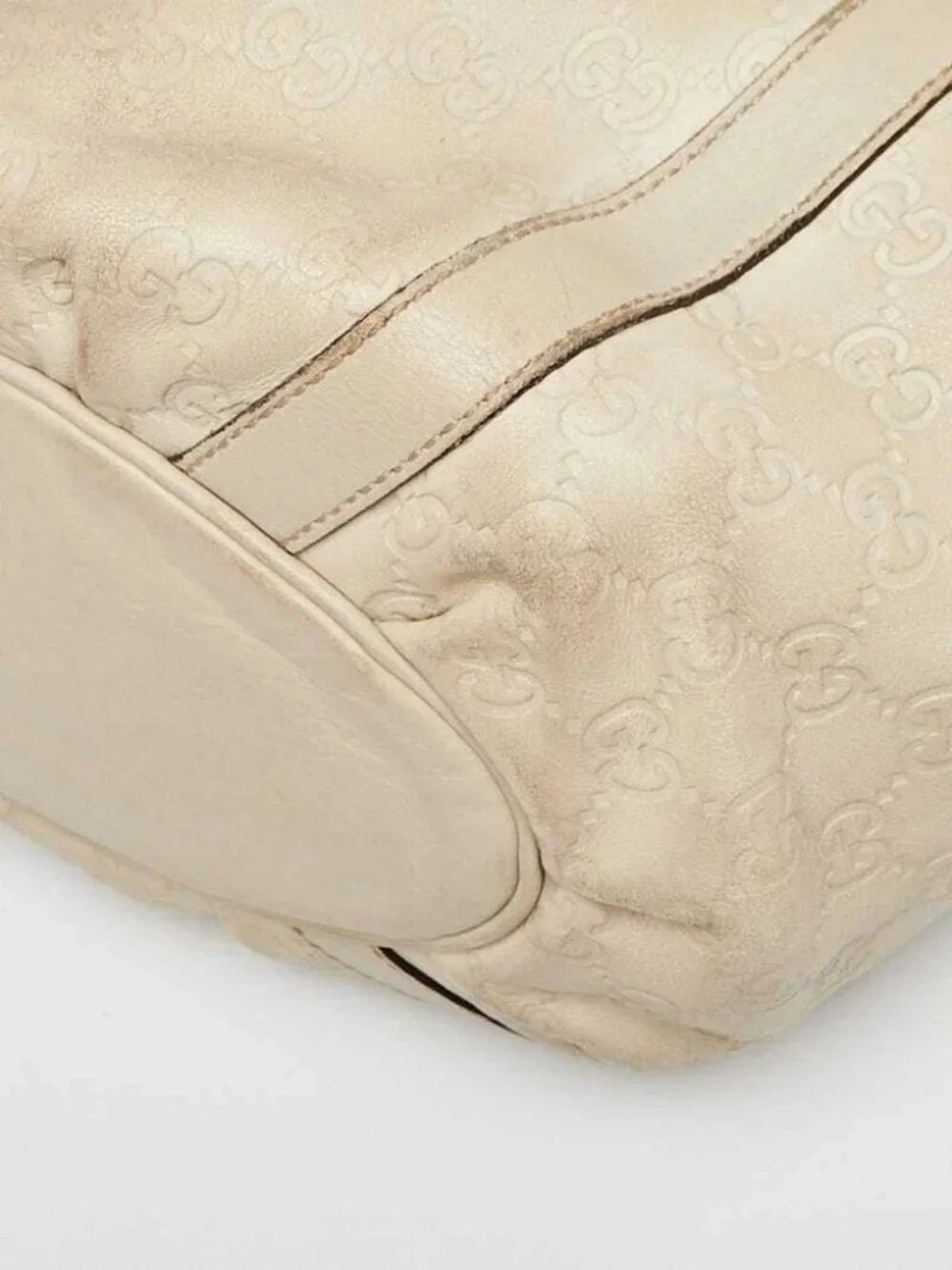 Gucci White Guccissima Leather D Ring Tote Bag